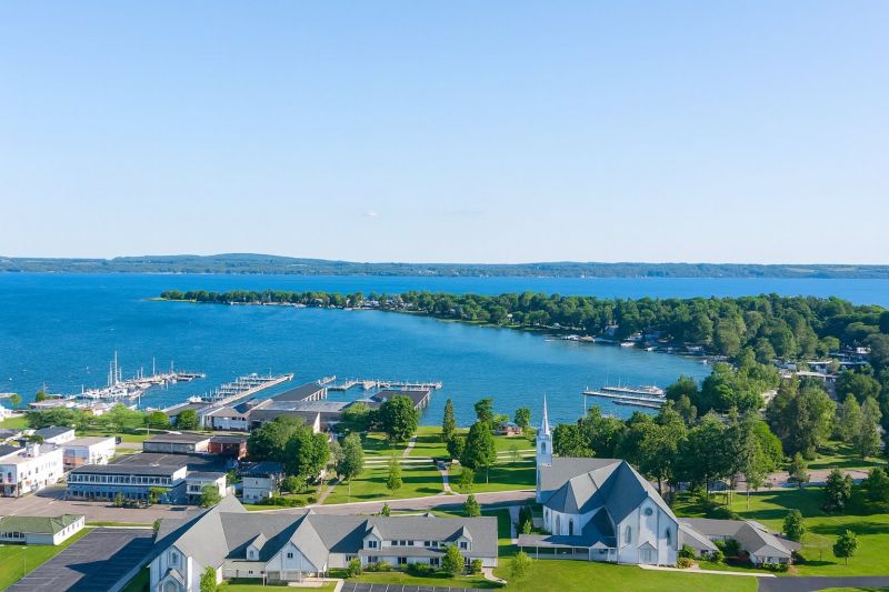 Best Siding Replacement pros in Berkley, MI